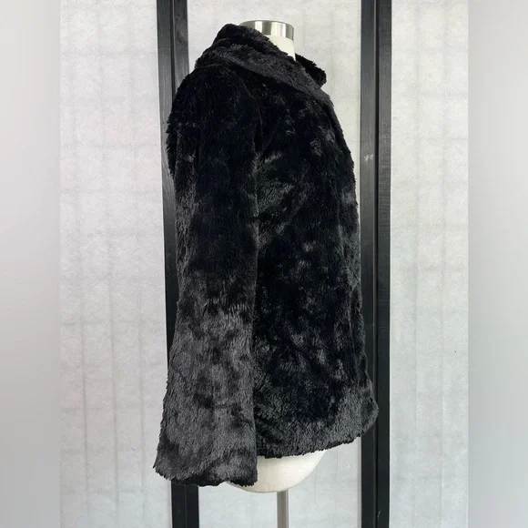 Patagonia Black Girls' Jacket - Picture 3 of 7